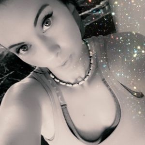 Meet your Posher, Tabitha